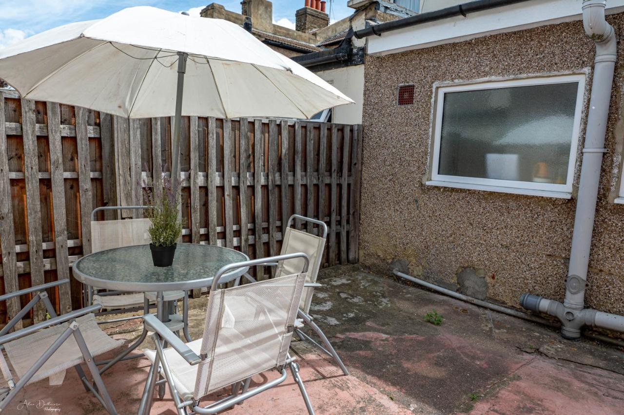 Cheerful 4 Bedrooms 8 Mn To Train Station *
