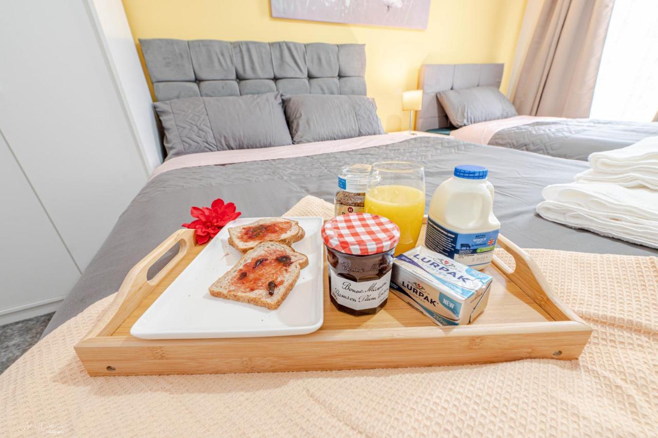 Cheerful 4 Bedrooms 8 Mn To Train Station