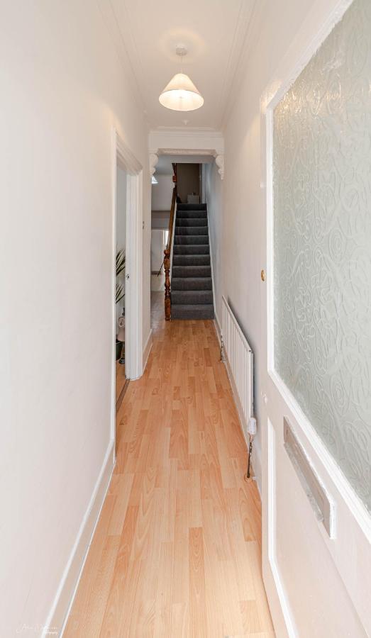 Cheerful 4 Bedrooms 8 Mn To Train Station Holiday home Plumstead (Greater London)