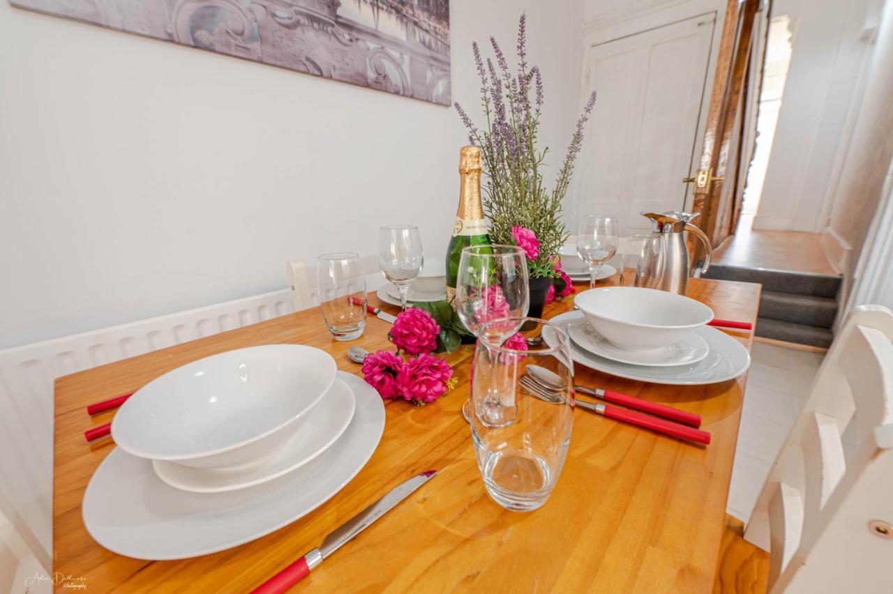 Cheerful 4 Bedrooms 8 Mn To Train Station Holiday home Plumstead (Greater London)